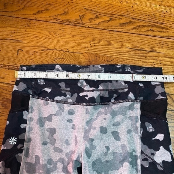 𝅺athleta leggings+mystery item - Picture 4 of 8